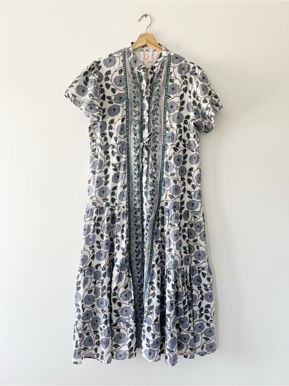 VICTORIA DUNN | Floral Tiered Maxi Dress | L